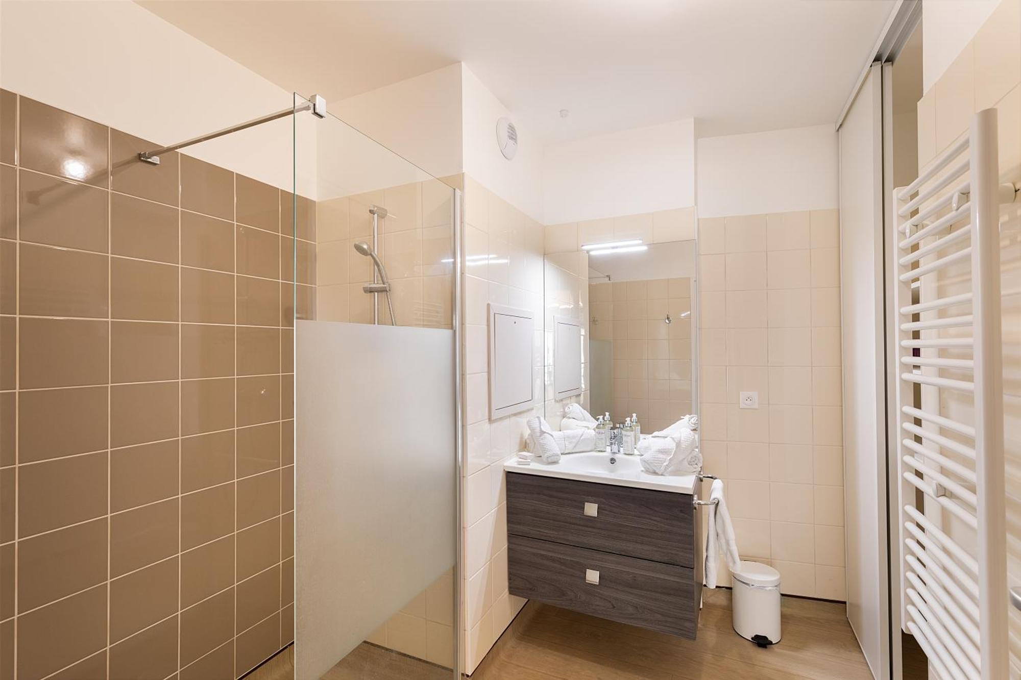 Zenao Appart'Hotels Montreuil Exterior photo